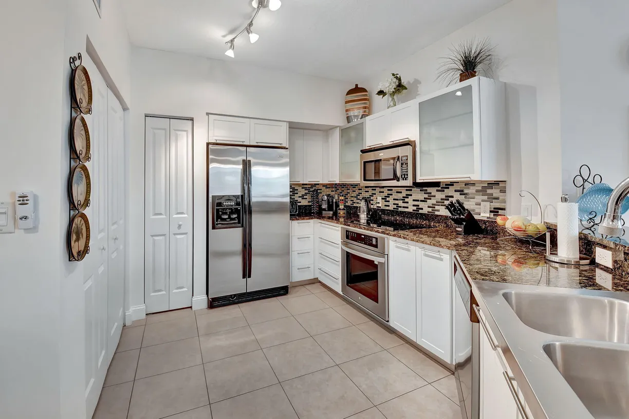 South Florida Real Estate | View 225 NE 1st Street, 214 | 3 Beds, 3 Baths