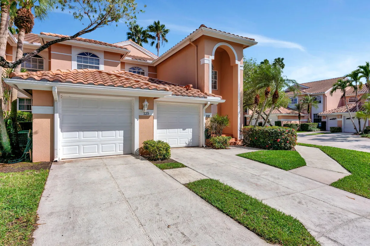 South Florida Real Estate | View 125 Legendary Circle | Listing