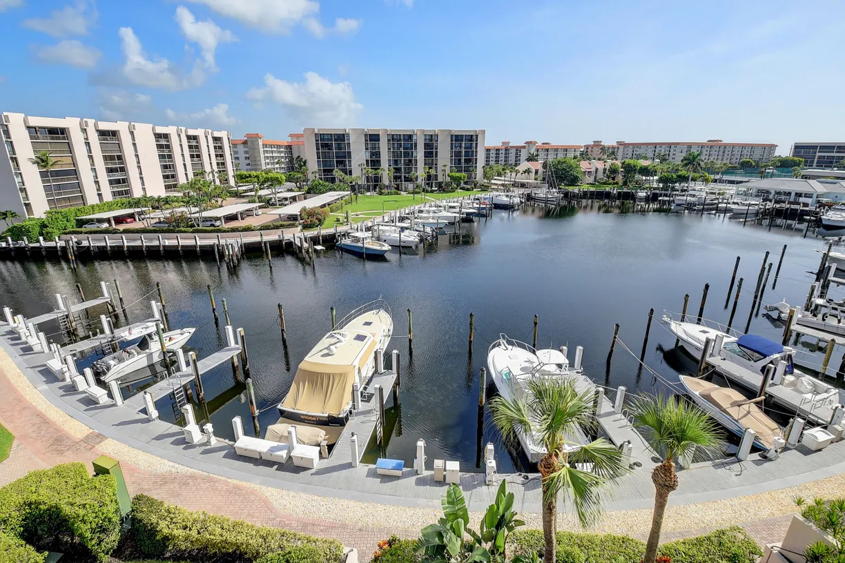 South Florida Real Estate | View 2687 N Ocean Boulevard, G505 | 2 Beds, 2 Baths