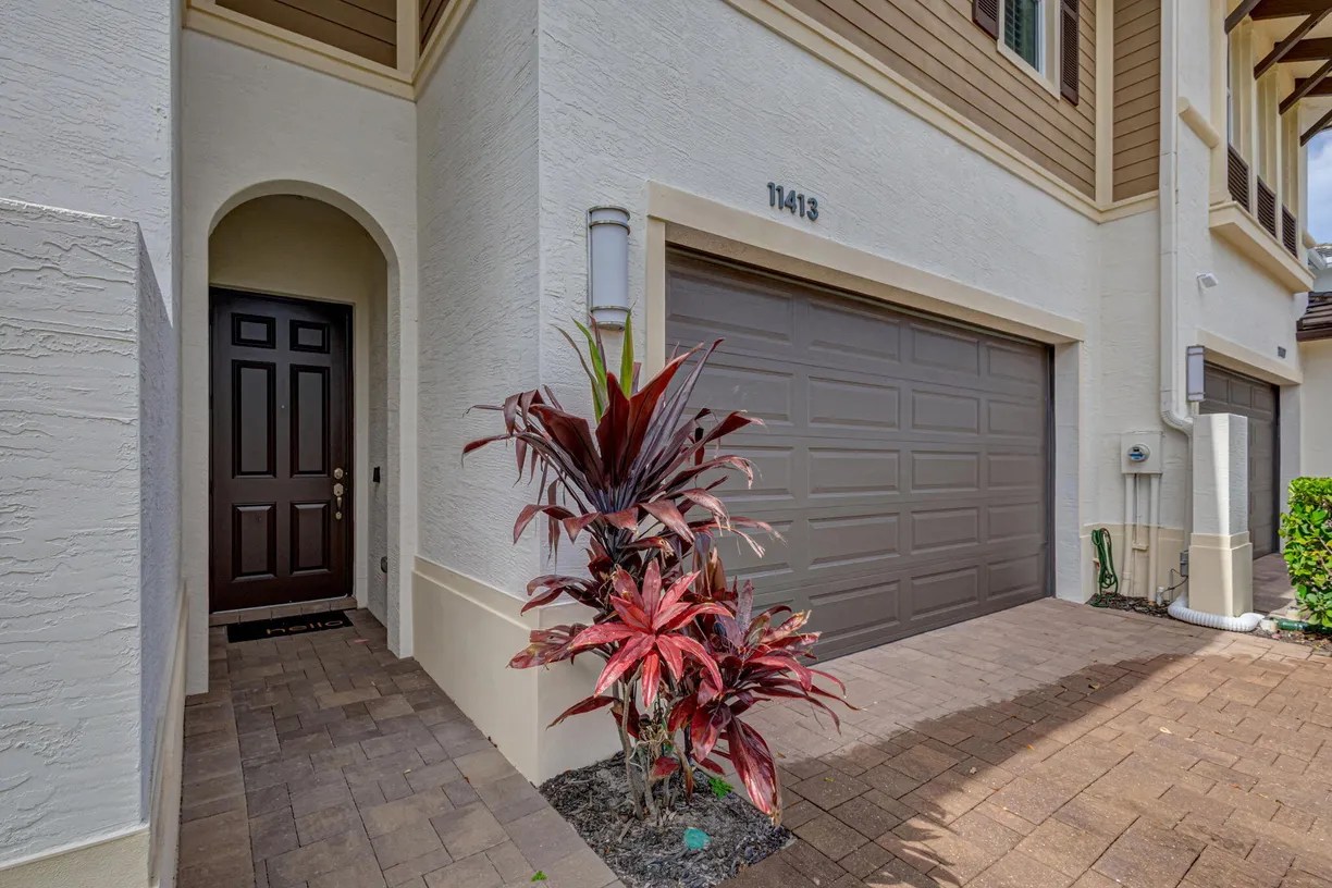 South Florida Real Estate | View 11413 Pointe Midtown Drive, 11413 | 3 Beds, 2 Baths