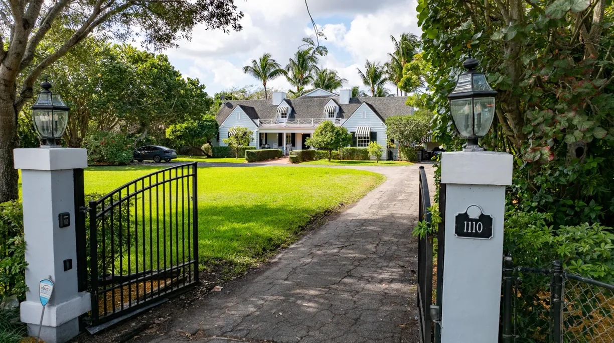 South Florida Real Estate | View 1110 N Swinton Avenue | 5 Beds, 3 Baths
