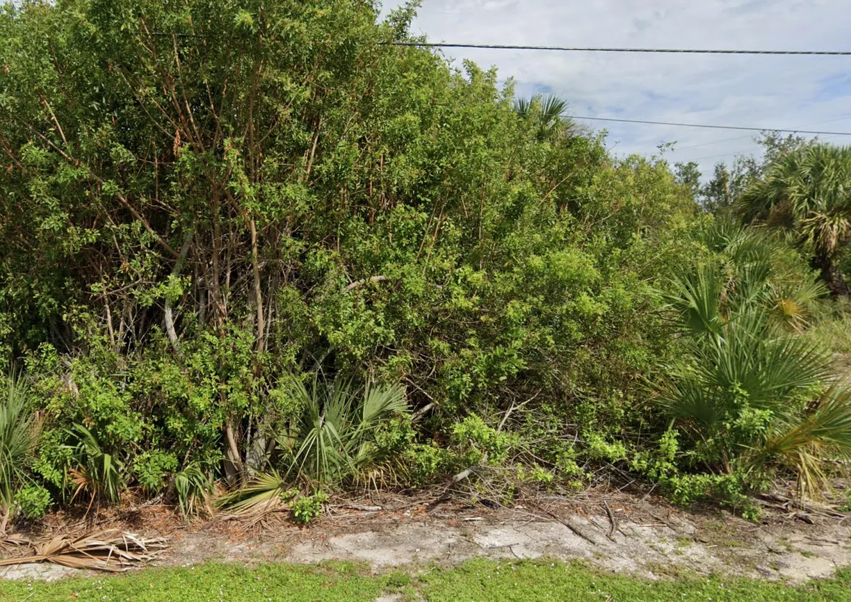 South Florida Real Estate | View 2300 42nd Street