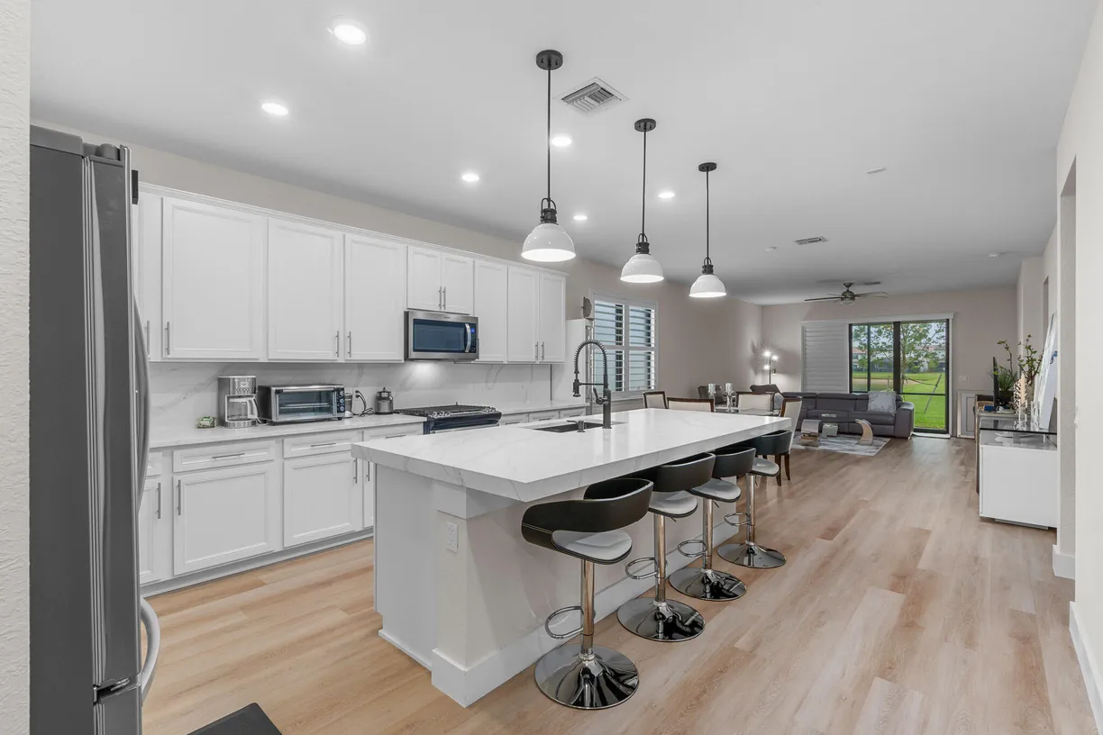 South Florida Real Estate | View 8202 Cadre Noir Road | Listing