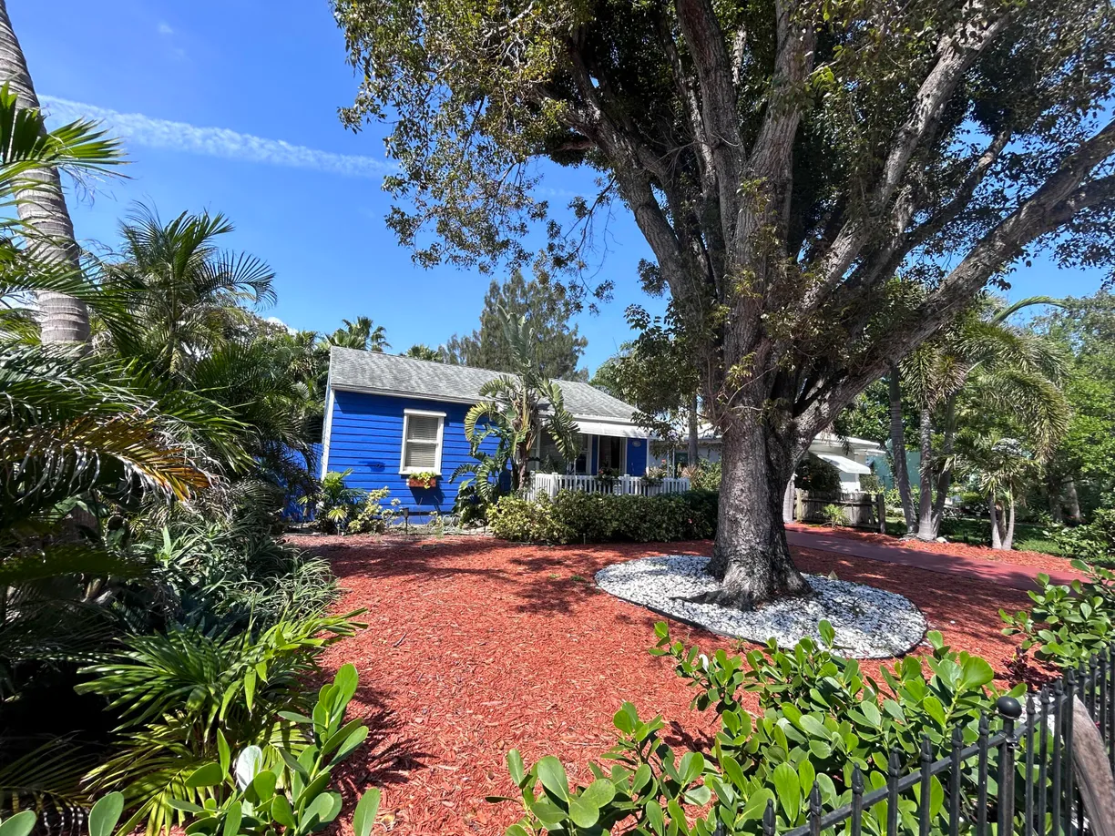 South Florida Real Estate | View 1111 N K Street | 2 Beds, 1 Bath