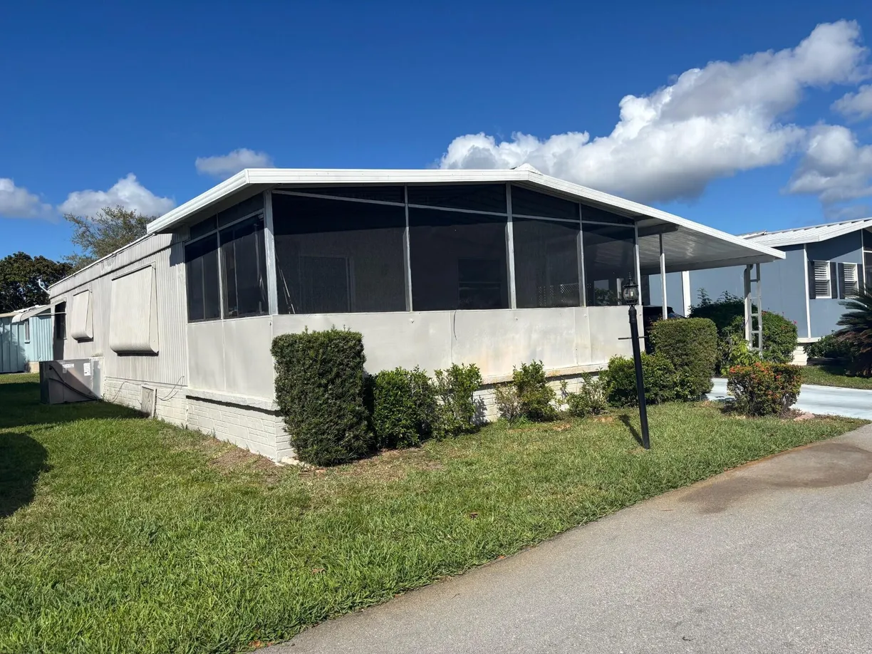 South Florida Real Estate | View 1813 Kingfisher Drive | Listing