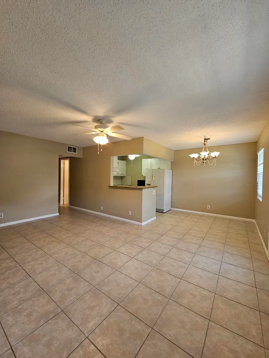 South Florida Real Estate | View 286 Norwich L | 2 Beds, 1 Bath