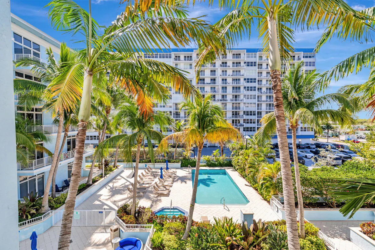 South Florida Real Estate | View 701 SE 21st Avenue, 302 | Listing