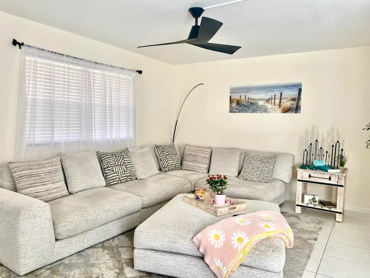 South Florida Real Estate | View 483 Saxony K | 1 Bed, 1 Bath