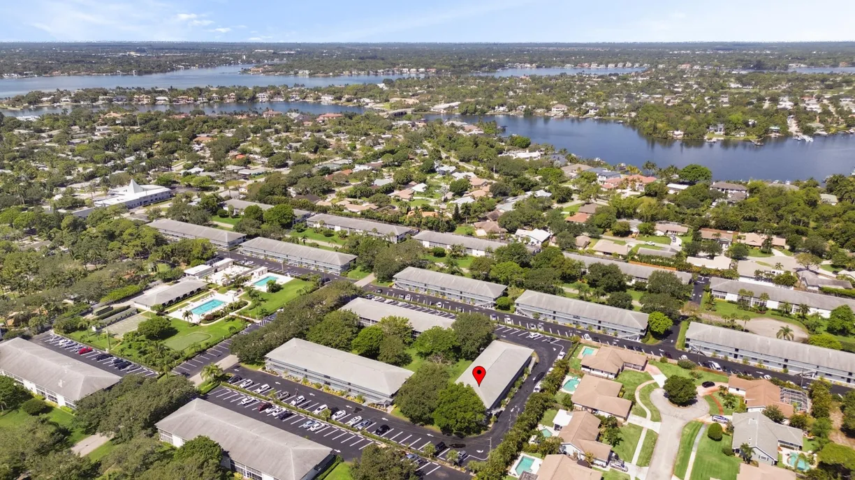 South Florida Real Estate | View 9 Westwood Avenue, 105b | Listing