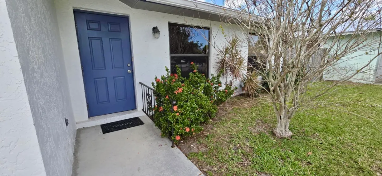 South Florida Real Estate | View 5724 SE Collins Avenue | Listing