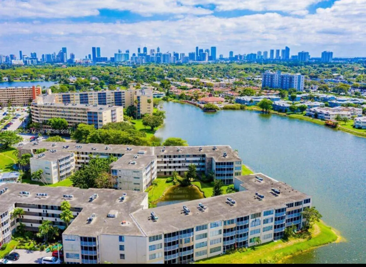 South Florida Real Estate | View 1750 NE 191st Street, 600 | 2 Beds, 2 Baths