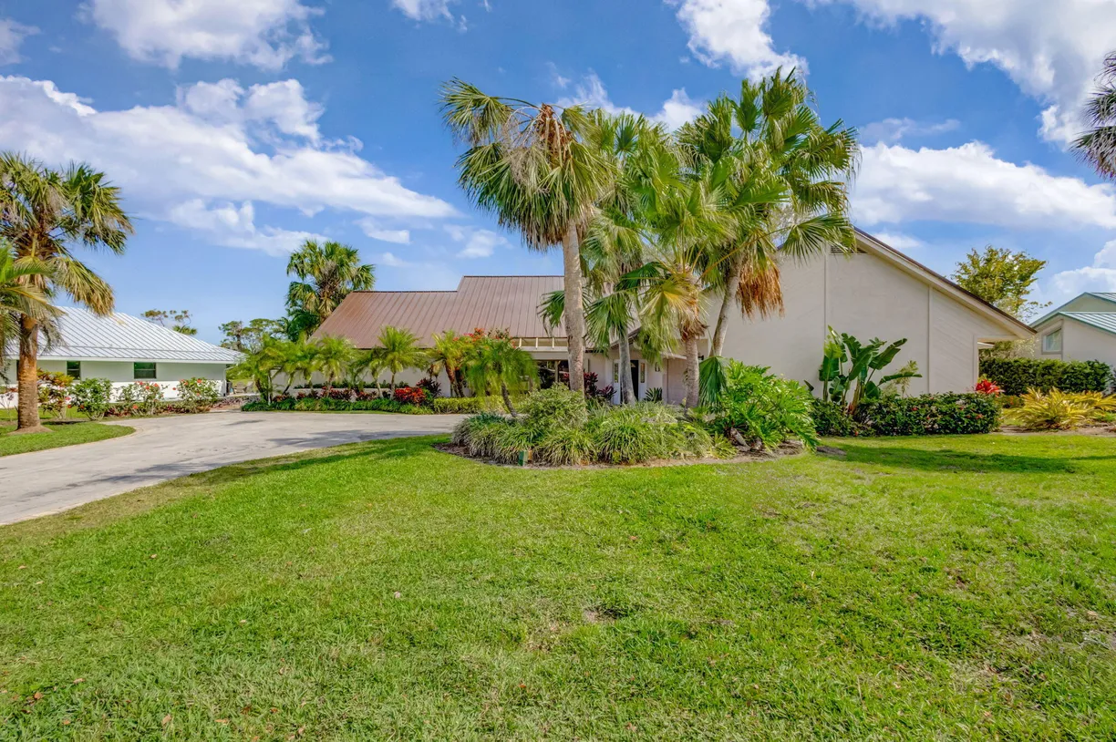 South Florida Real Estate | View 5070 SE Burning Tree Circle | 3 Beds, 2 Baths