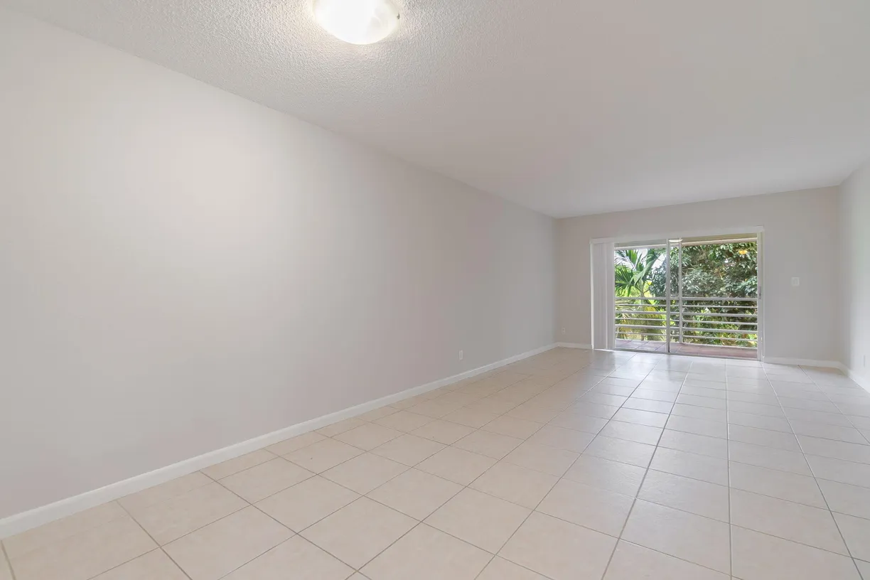 South Florida Real Estate | View 120 Sparrow Drive, 314 | 2 Beds, 2 Baths