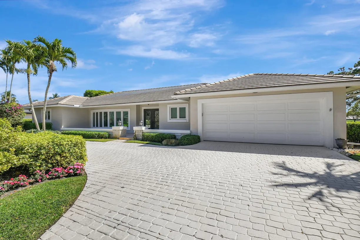South Florida Real Estate | View 11976 N Lake Drive | Listing
