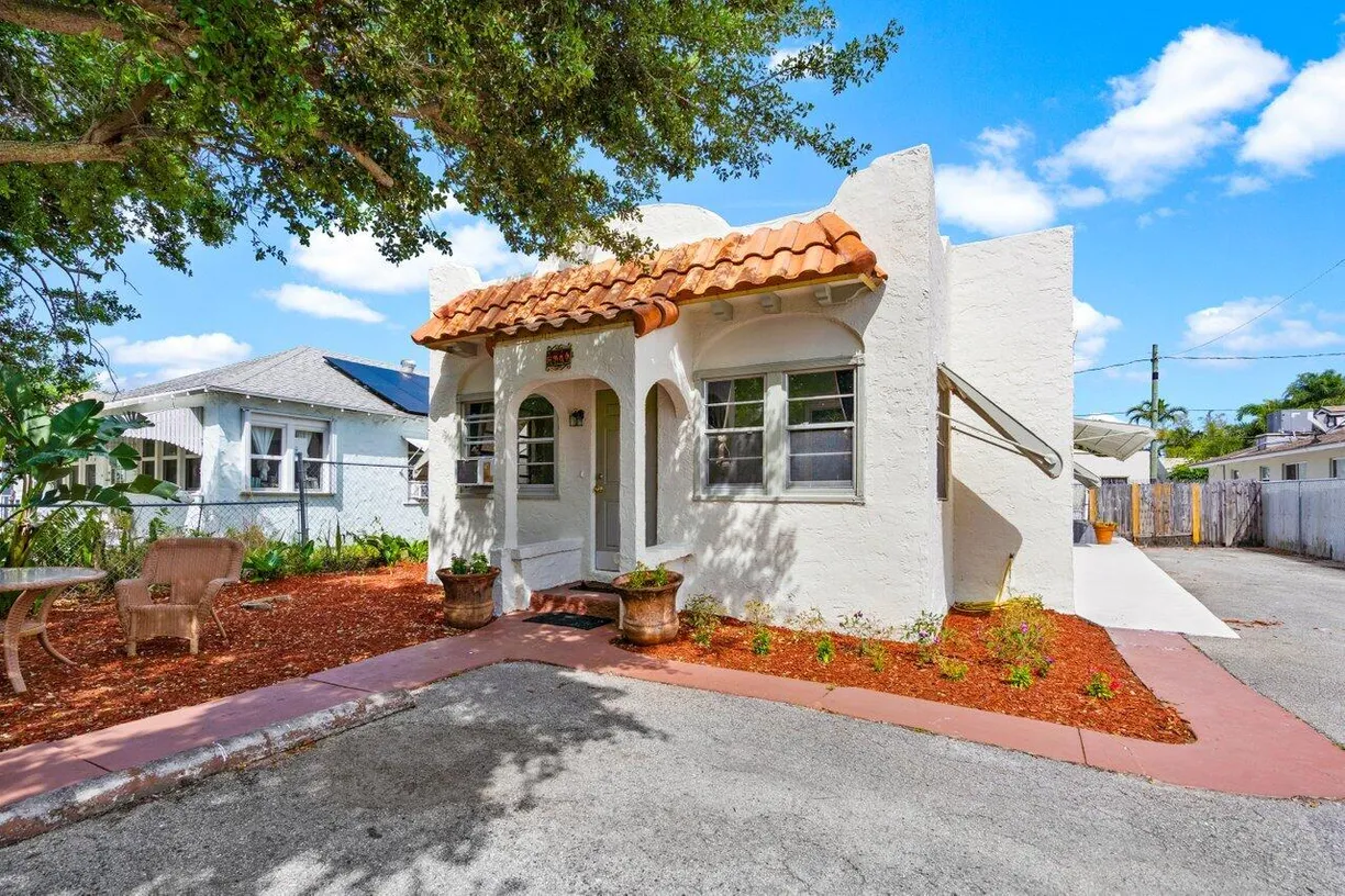 South Florida Real Estate | View 410 S Ocean Breeze | Listing