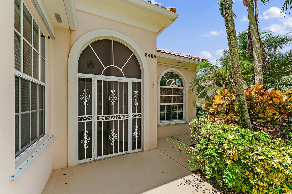 South Florida Real Estate | View 8485 SE Palm Hammock Lane | Listing