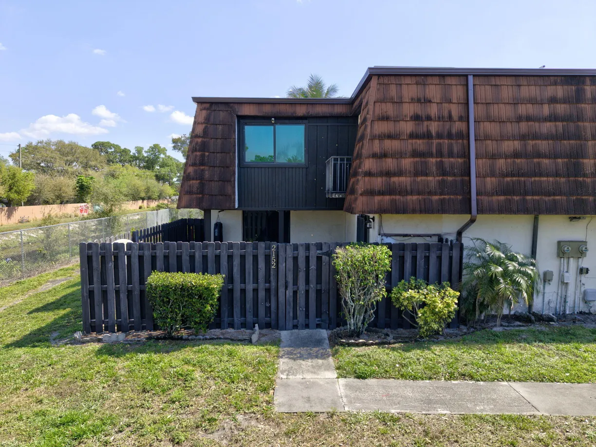 South Florida Real Estate | View 2152 White Pine A Circle, A | Listing