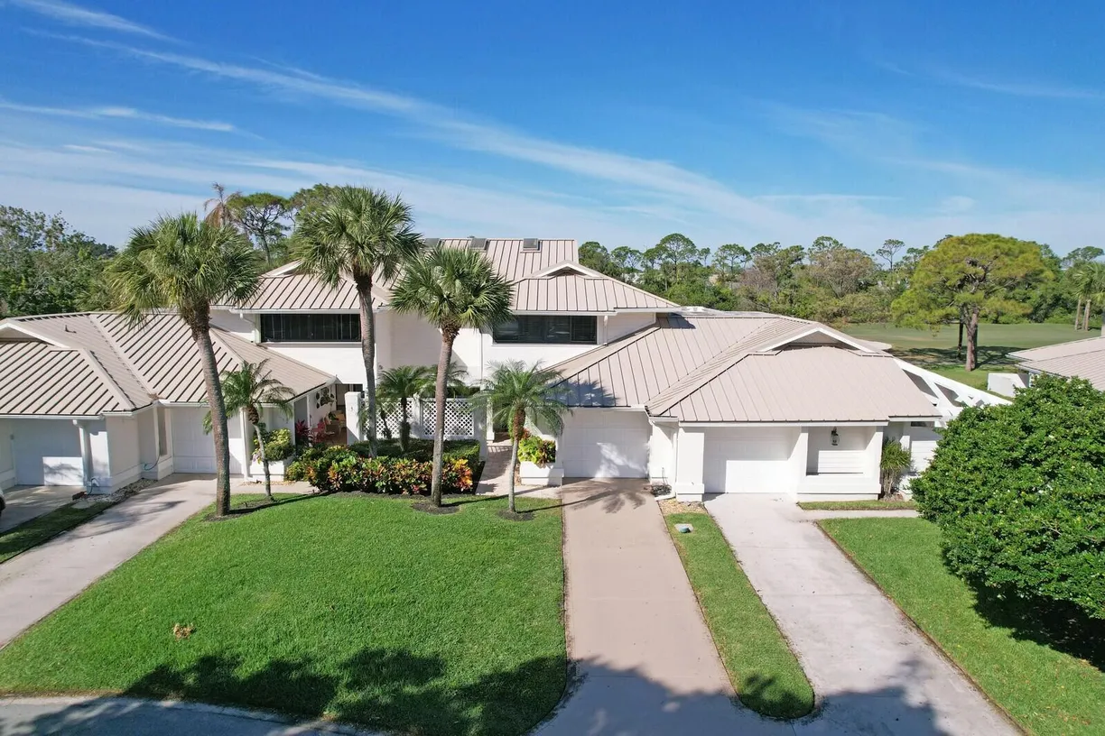 South Florida Real Estate | View 5661 SE Foxcross Place | Listing