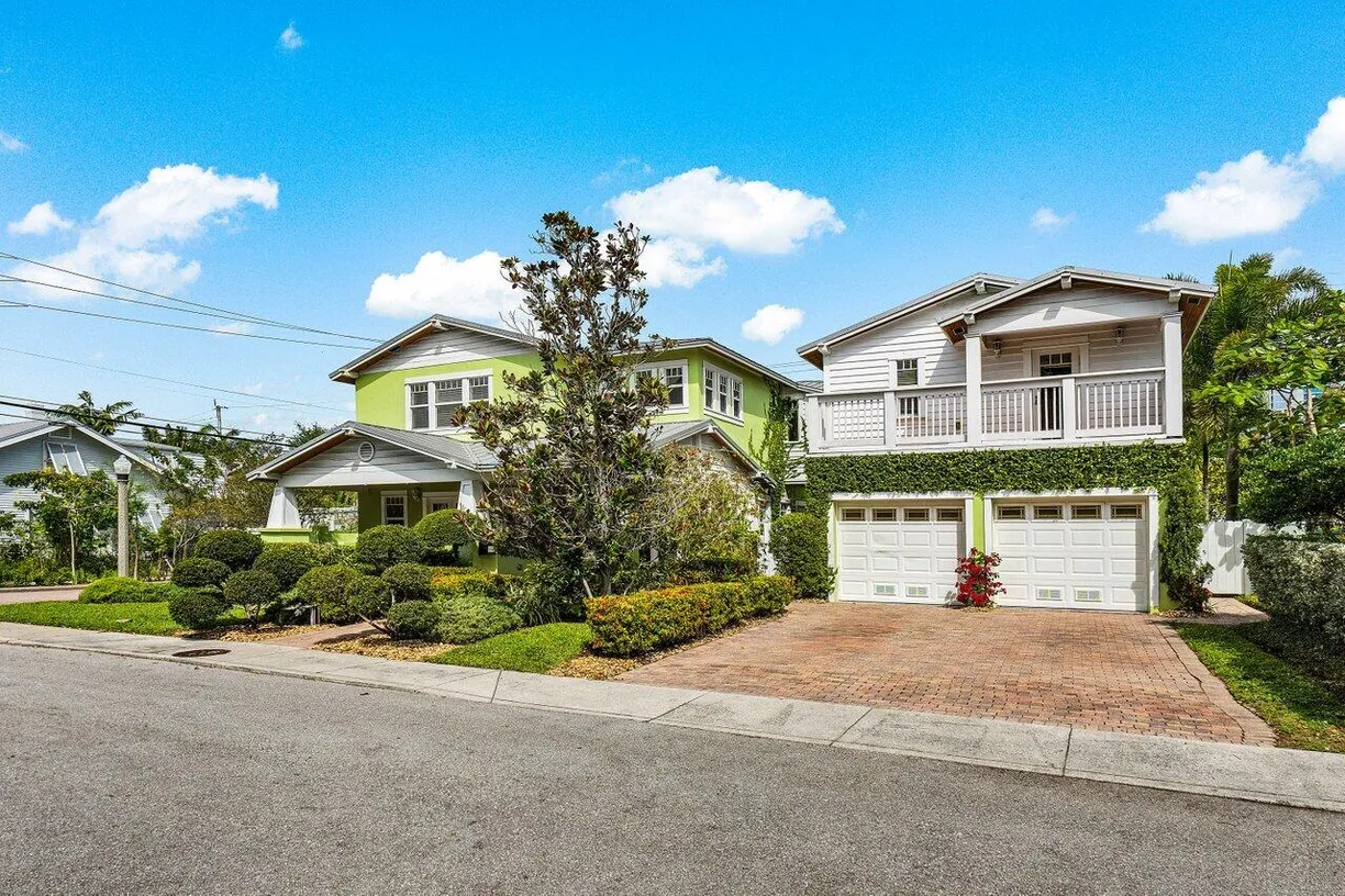 South Florida Real Estate | View 215 Vallette Way | 5 Beds, 4 Baths