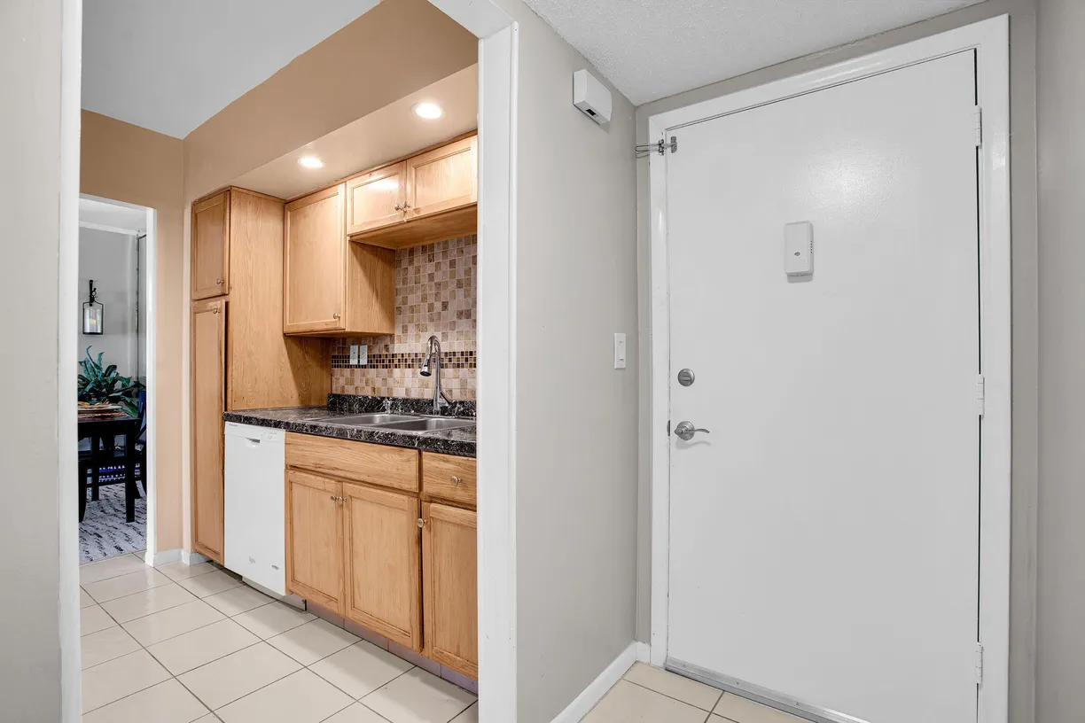 South Florida Real Estate | View 250 NE 20th Street, 5240 | Listing