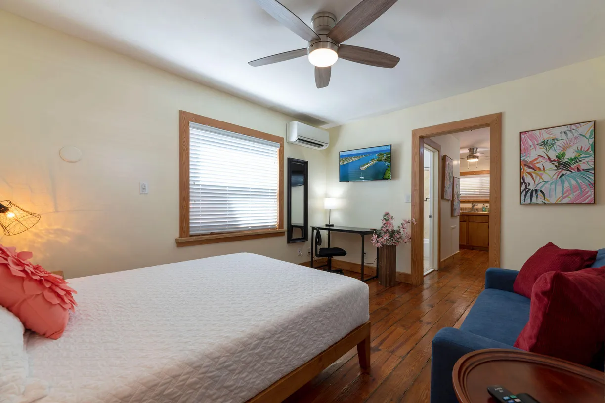 South Florida Real Estate | View 17 S L Street, 2 | 1 Bath