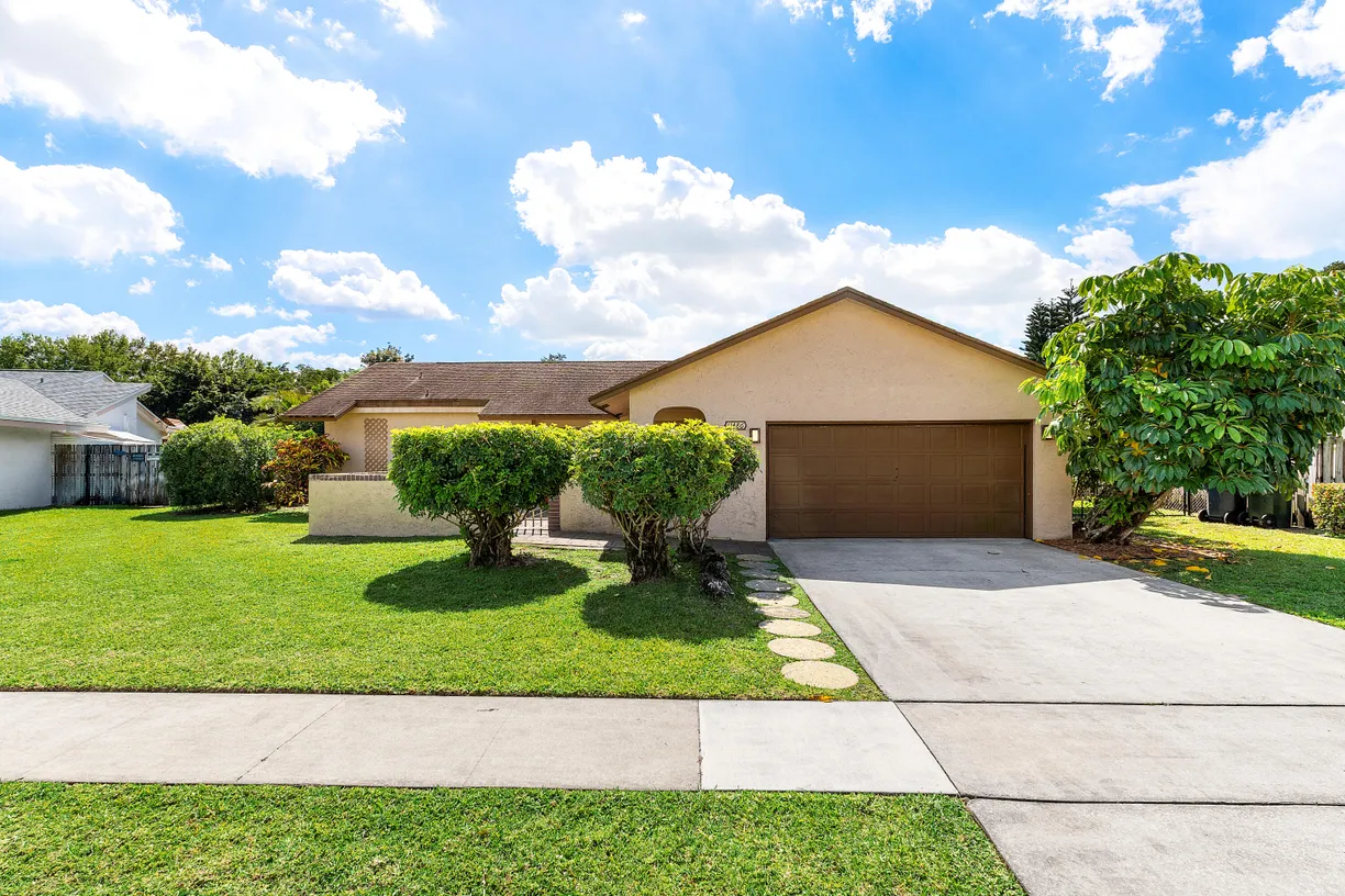 South Florida Real Estate | View 11486 Sanderling Drive | 3 Beds, 2 Baths