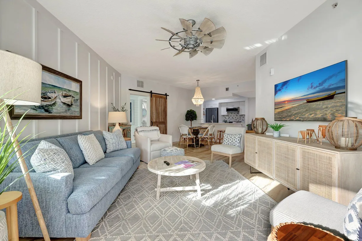 South Florida Real Estate | View 875 NW Flagler Avenue, 404 | 2 Beds, 2 Baths