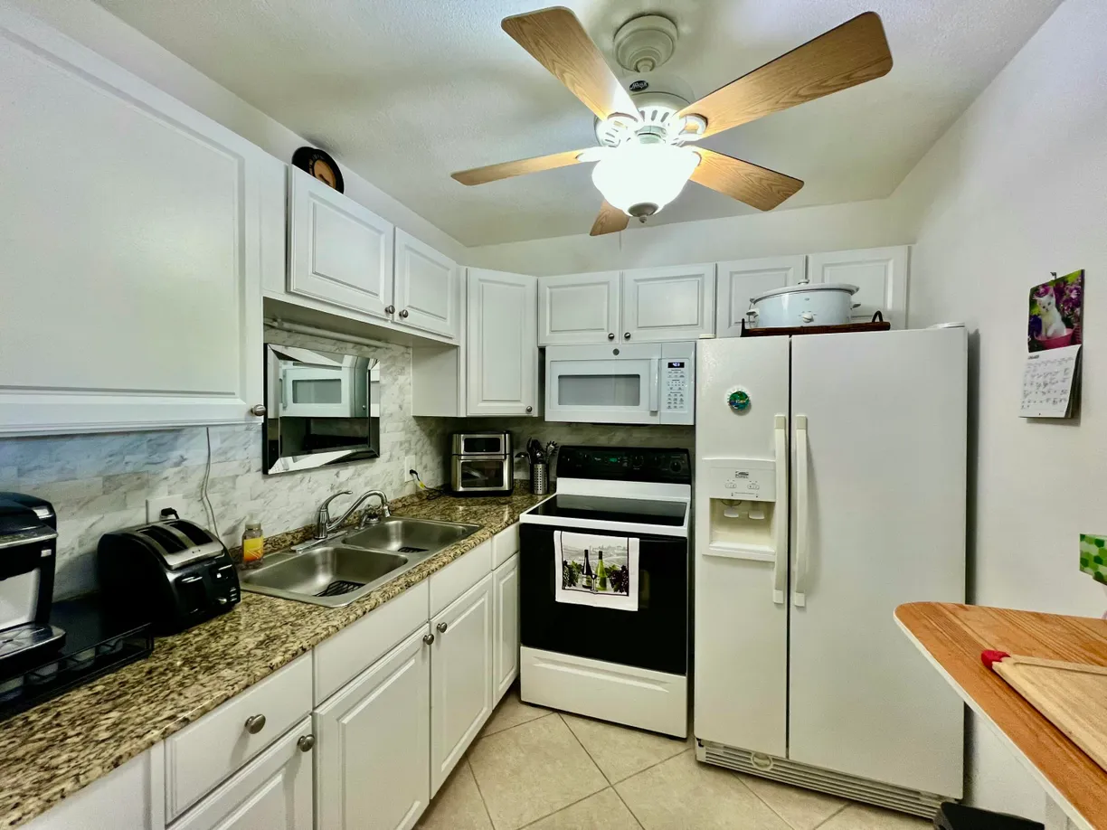 South Florida Real Estate | View 180 Tilford I | 1 Bed, 1 Bath