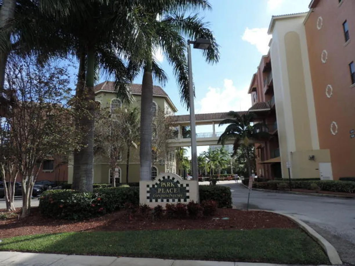 South Florida Real Estate | View 1620 Presidential Way, 106 | Listing