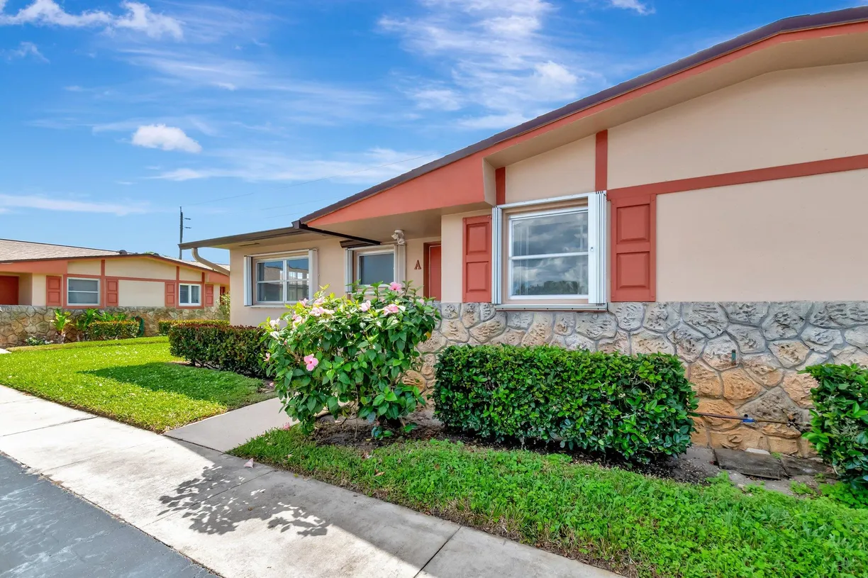 South Florida Real Estate | View 2961 Crosley Drive, A | Listing