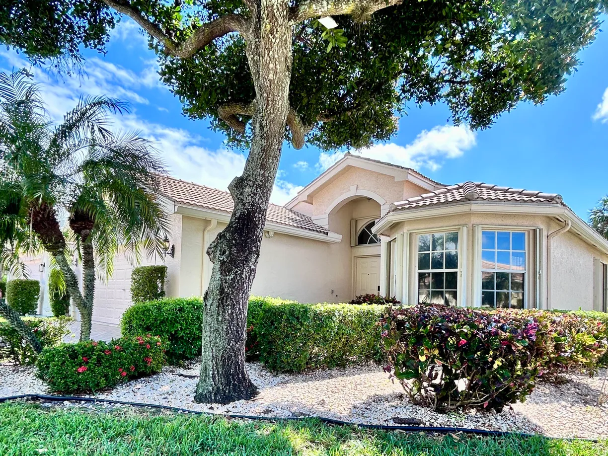 South Florida Real Estate | View 7106 Avila Terrace Way | Listing