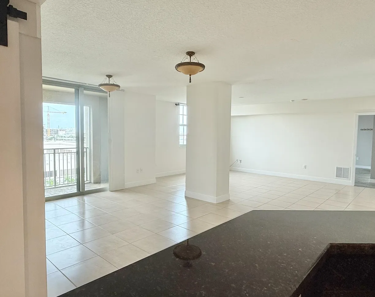 South Florida Real Estate | View 610 Clematis Street, 600-602 | Listing
