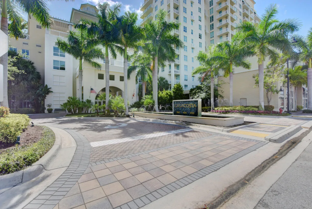 South Florida Real Estate | View 450 N Federal Highway, 504 | 1 Bed, 1 Bath