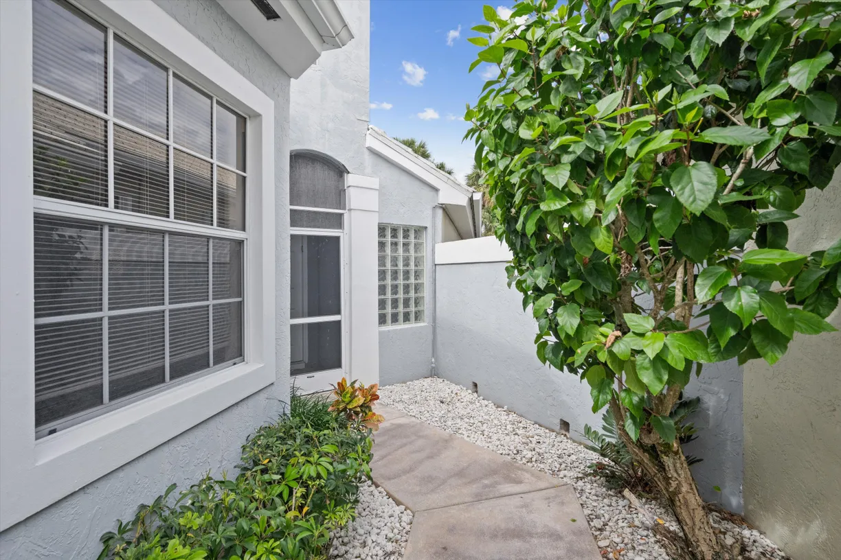 South Florida Real Estate | View 9089 Baybury Lane | Listing