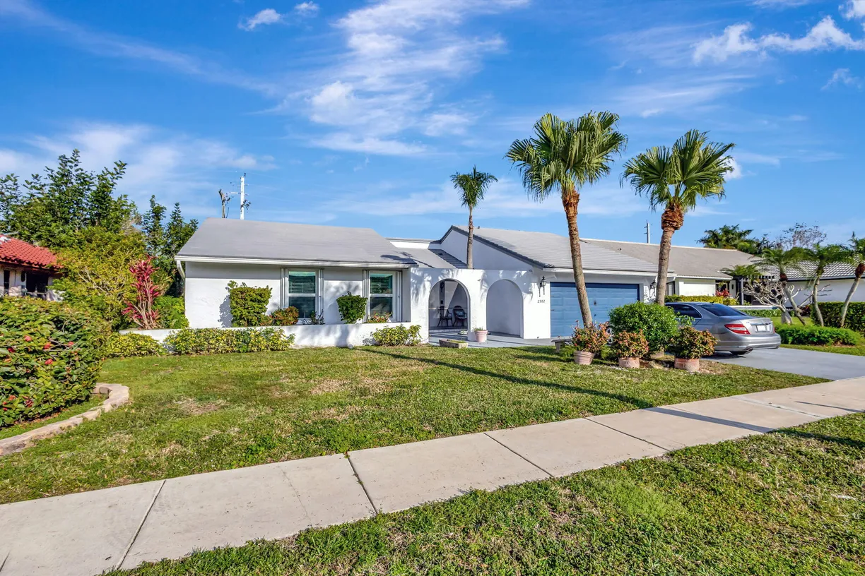 South Florida Real Estate | View 2502 SW 23rd Cranbrook Drive | Listing