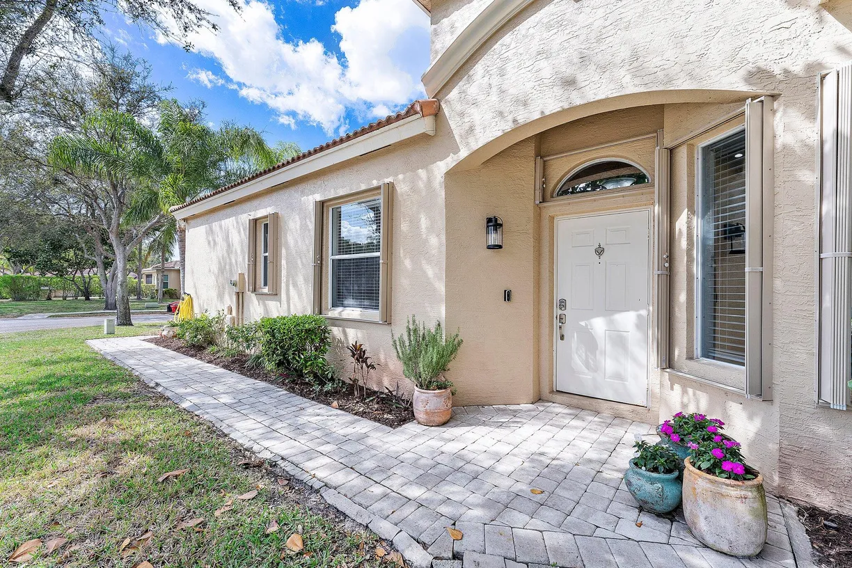 South Florida Real Estate | View 8203 Manjack Cay | Listing