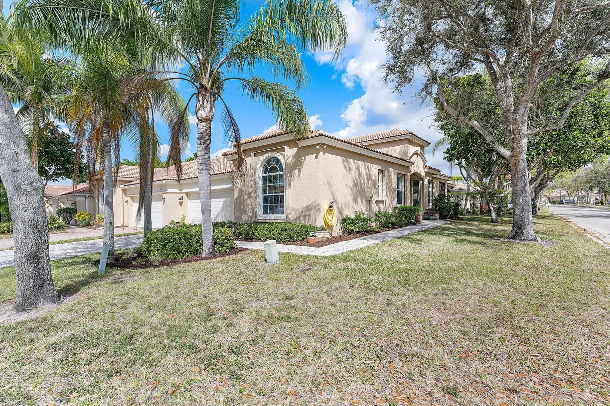 South Florida Real Estate | View 8203 Manjack Cay | Listing