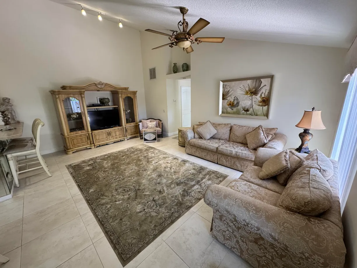 South Florida Real Estate | View 4357 Woodstock Drive, B | Listing