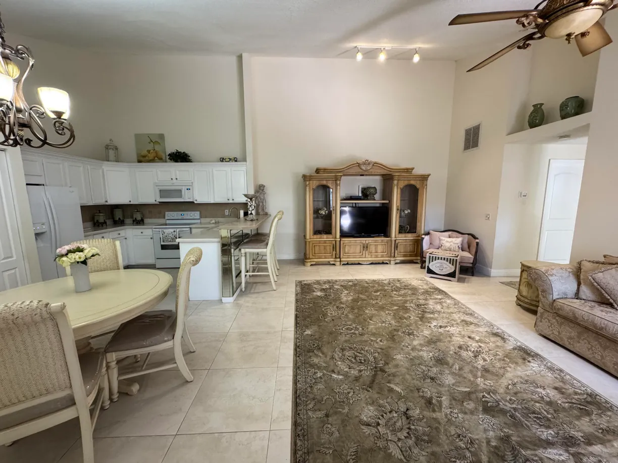South Florida Real Estate | View 4357 Woodstock Drive, B | Listing