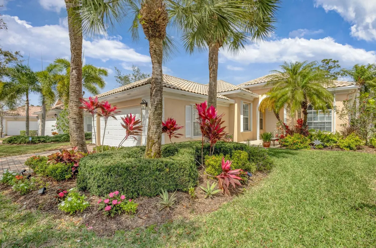 South Florida Real Estate | View 8979 Oldham Way | 3 Beds, 3 Baths