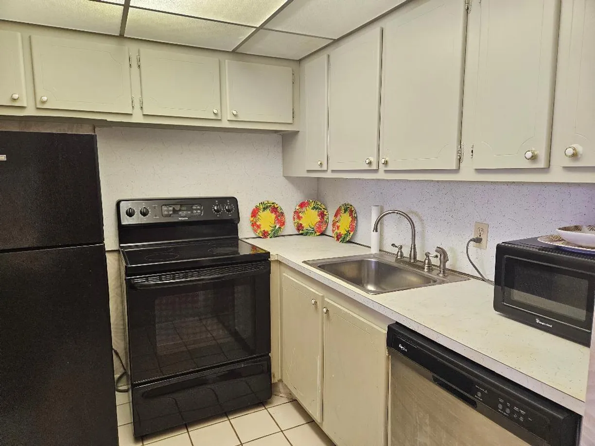 South Florida Real Estate | View 333 Southampton B, 333 | Listing