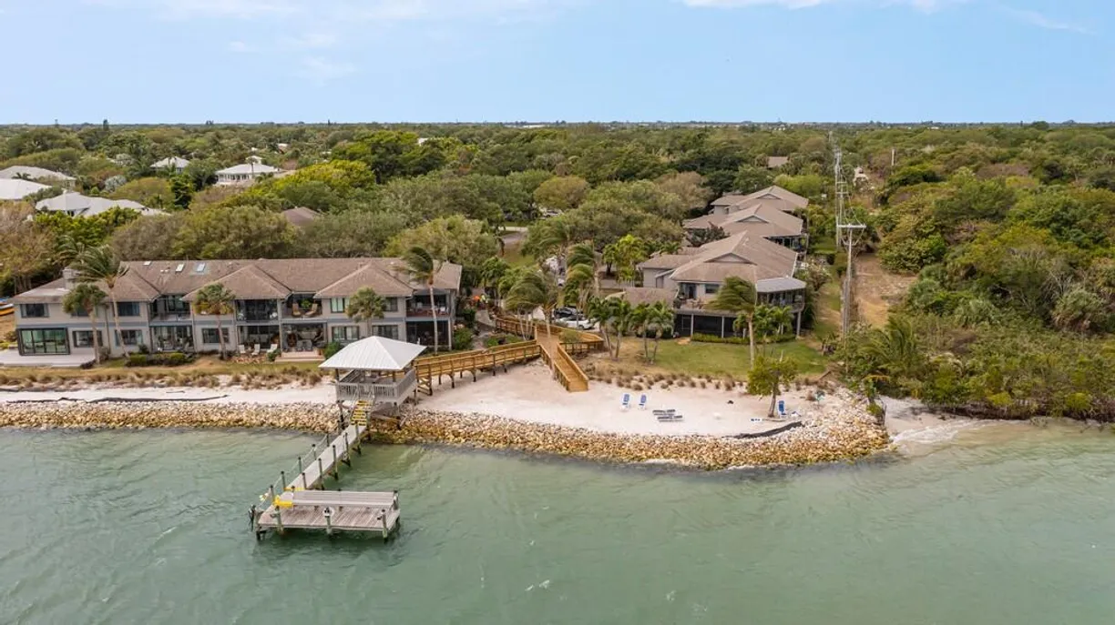 South Florida Real Estate | View 5626 SE Schooner Oaks Way | Listing