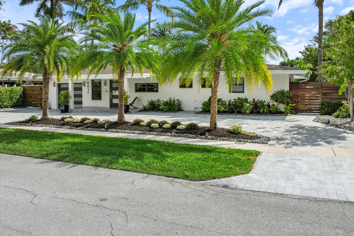 South Florida Real Estate | View 4830 NE 29 Avenue | 3 Beds, 2 Baths