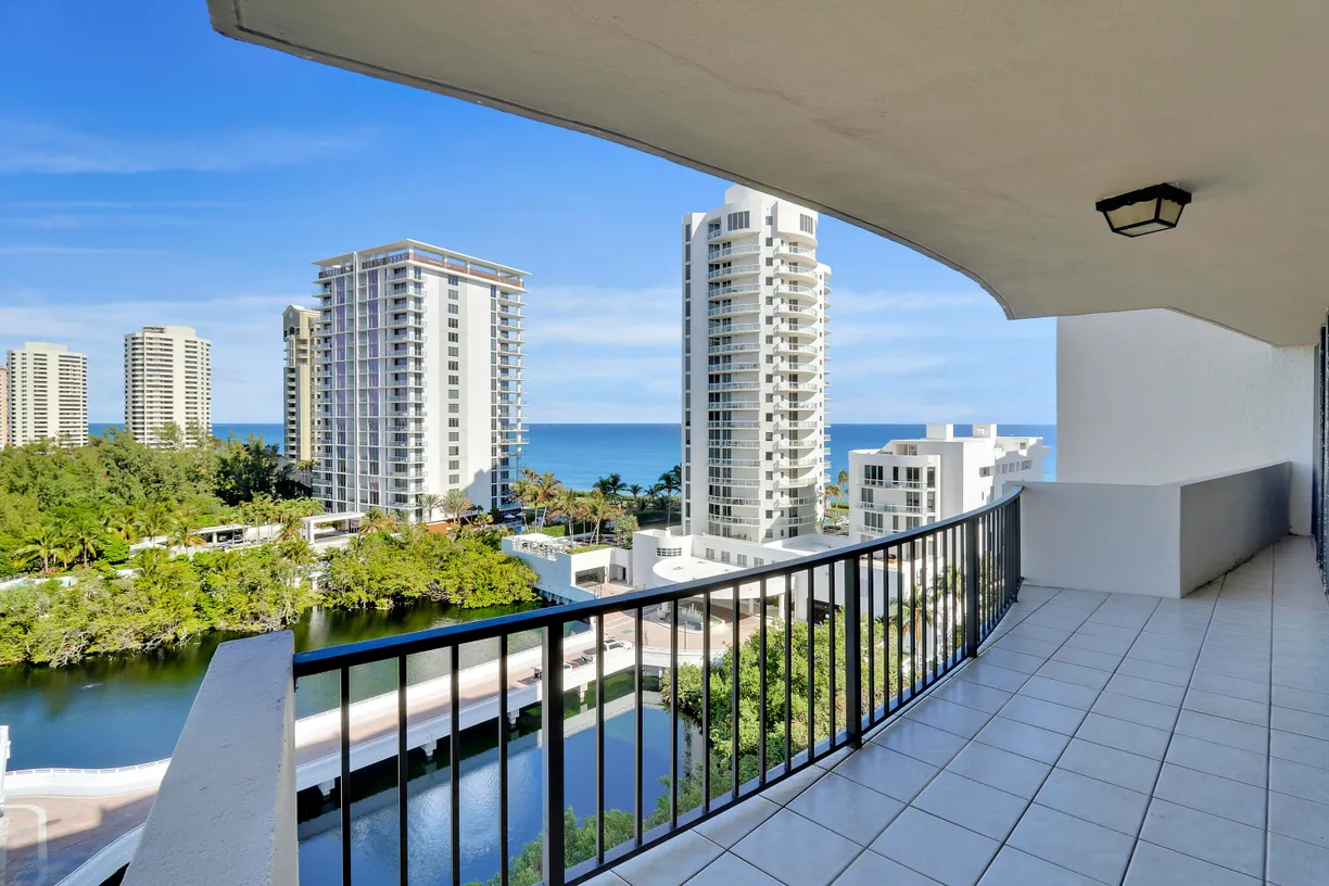 South Florida Real Estate | View 4200 N Ocean Drive, 2-1005 | Listing