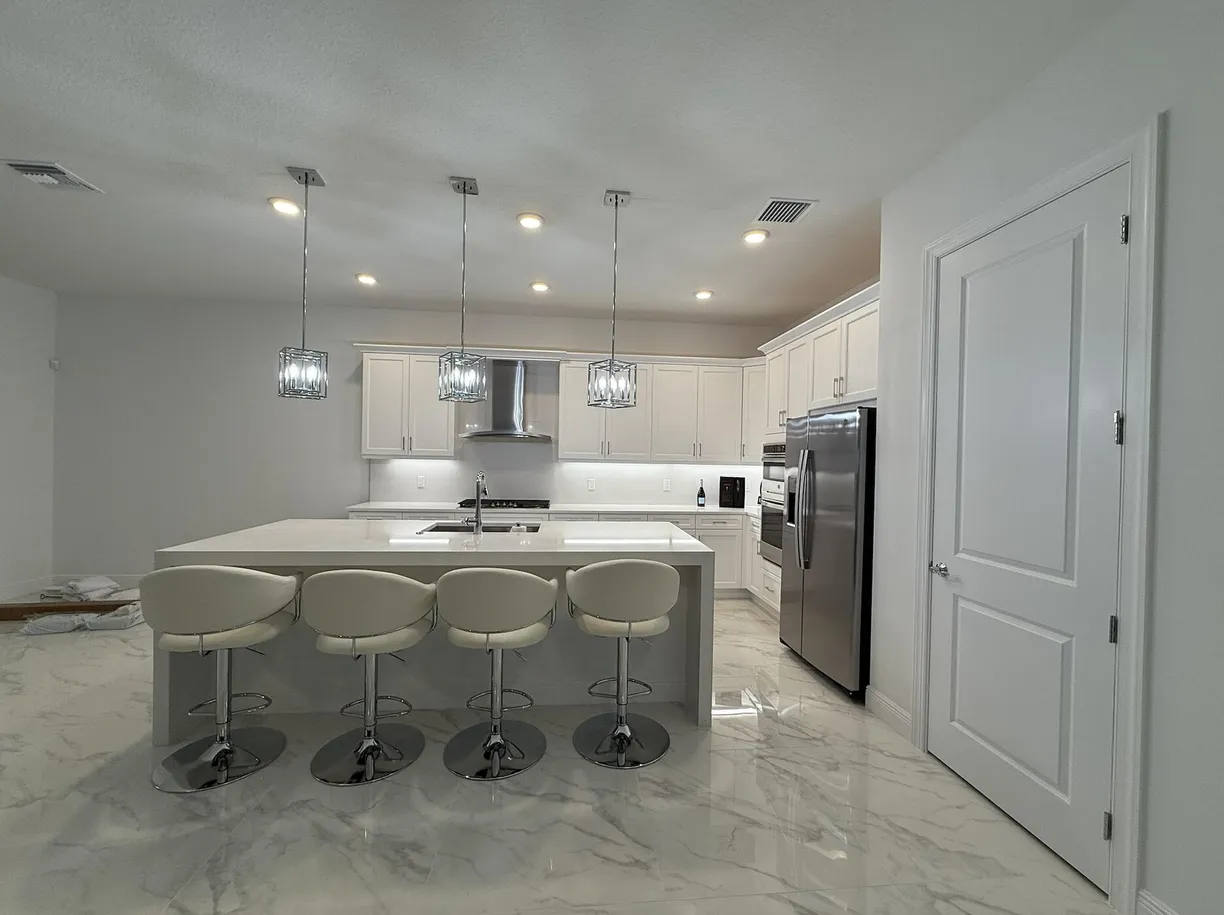 South Florida Real Estate | View 5302 Saint Armands Way | Listing