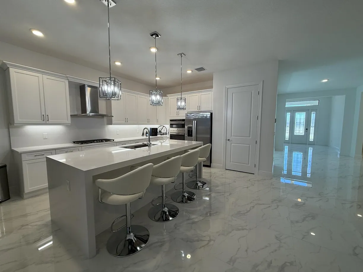 South Florida Real Estate | View 5302 Saint Armands Way | Listing