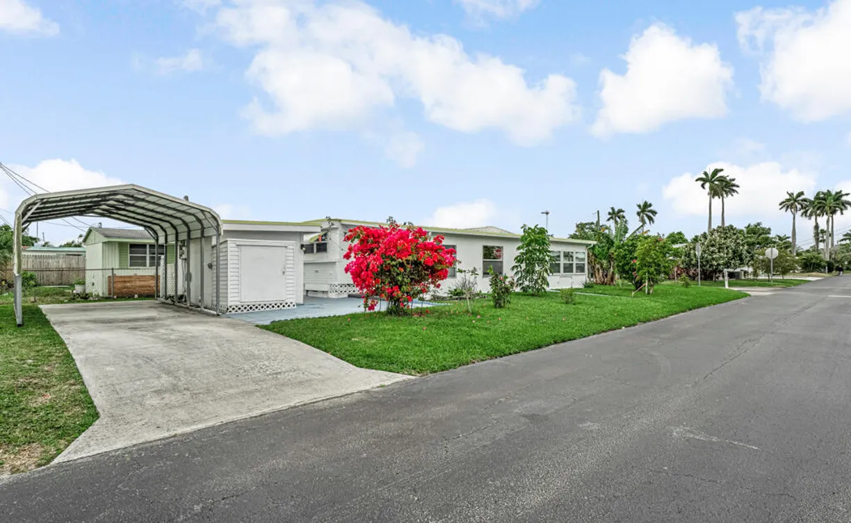 South Florida Real Estate | View 8904 Palm St. Street | Listing