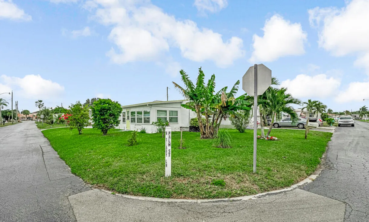 South Florida Real Estate | View 8904 Palm St. Street | Listing
