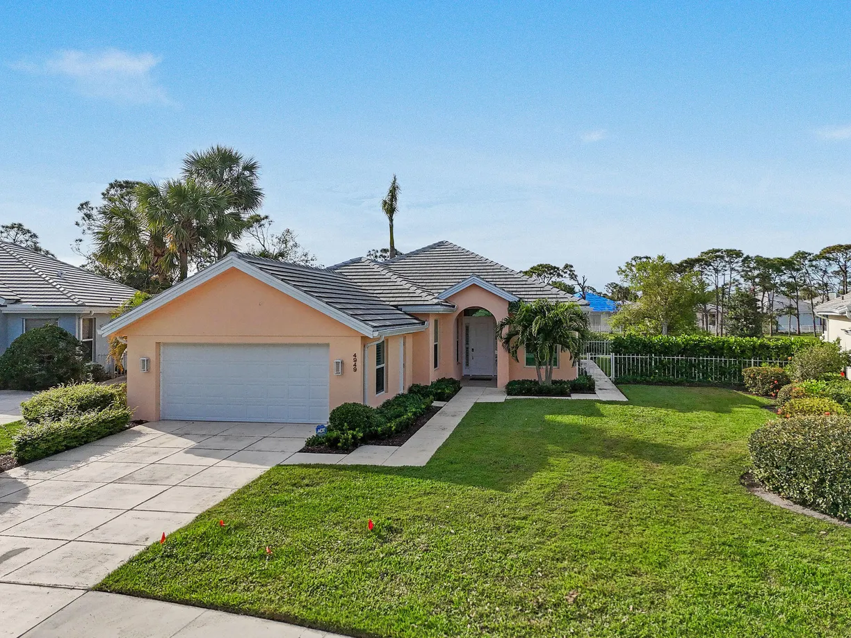 South Florida Real Estate | View 4949 SE Inkwood Way | Listing