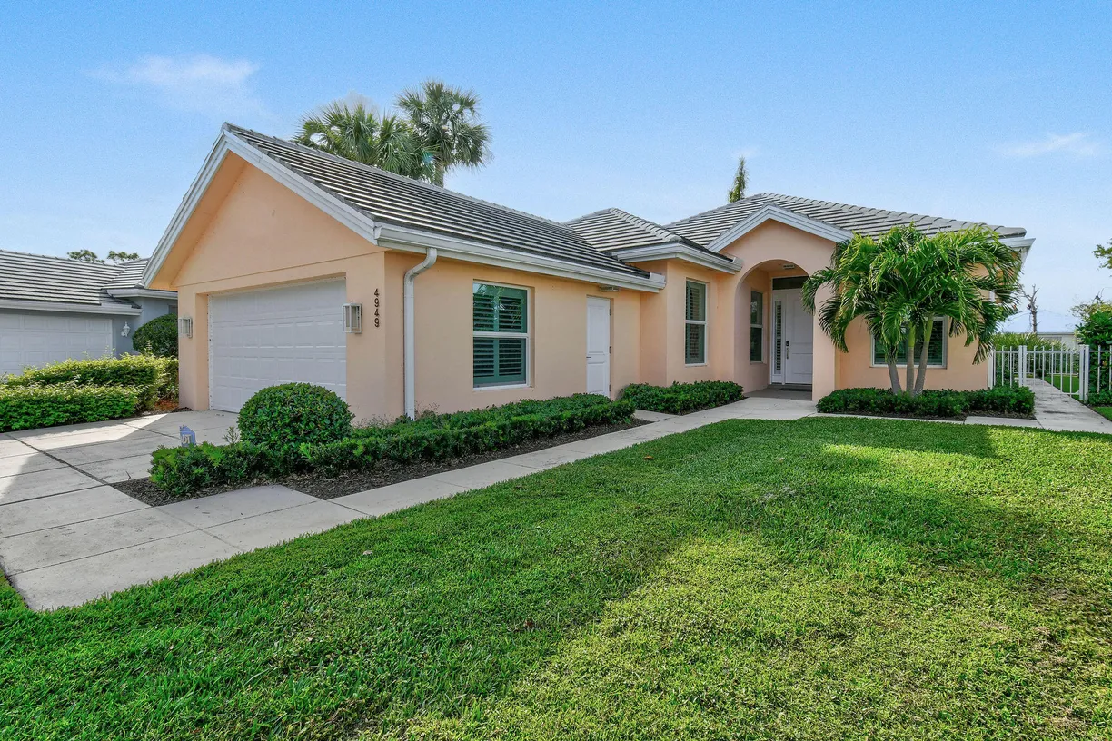 South Florida Real Estate | View 4949 SE Inkwood Way | Listing